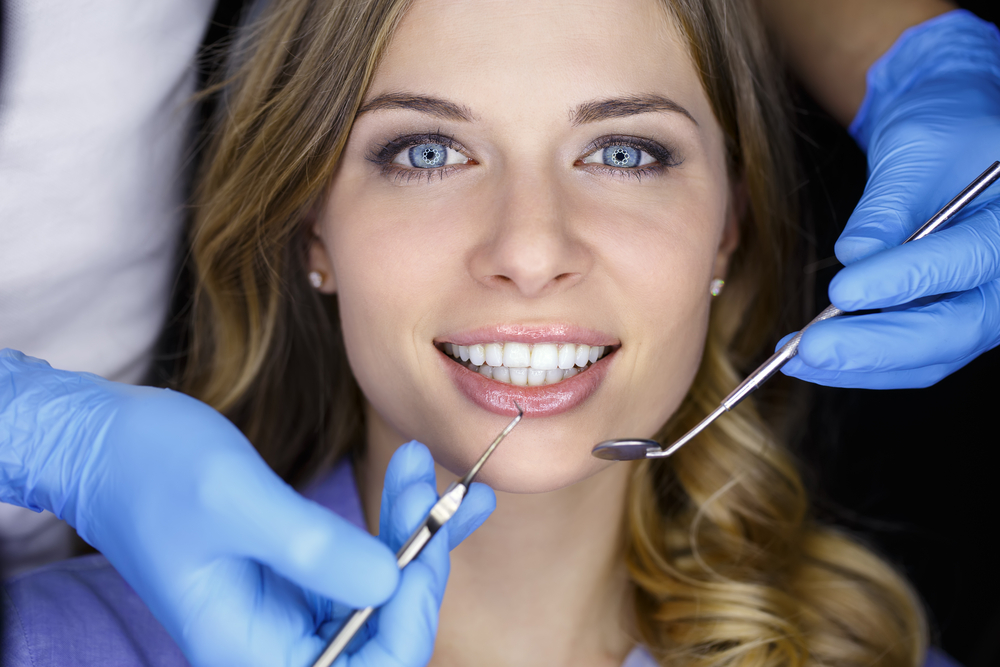 Trồng răng implant ở đâu tốt? 5 tiêu chí chọn lựa phòng khám implant tốt tại TP. HCM