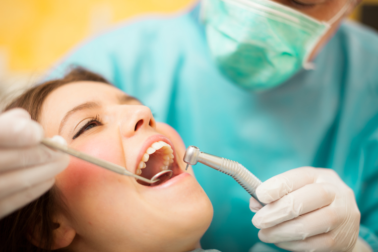 Những cách điều trị sâu răng tận gốc